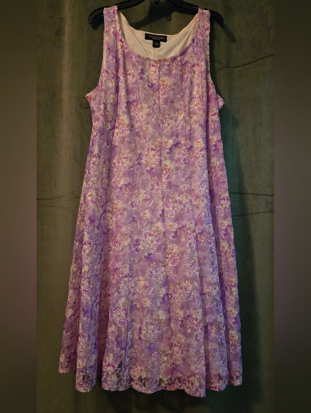 Perceptions Purple Lavender Floral Lace Dress with Matching Shrug - Picture 2 of 2